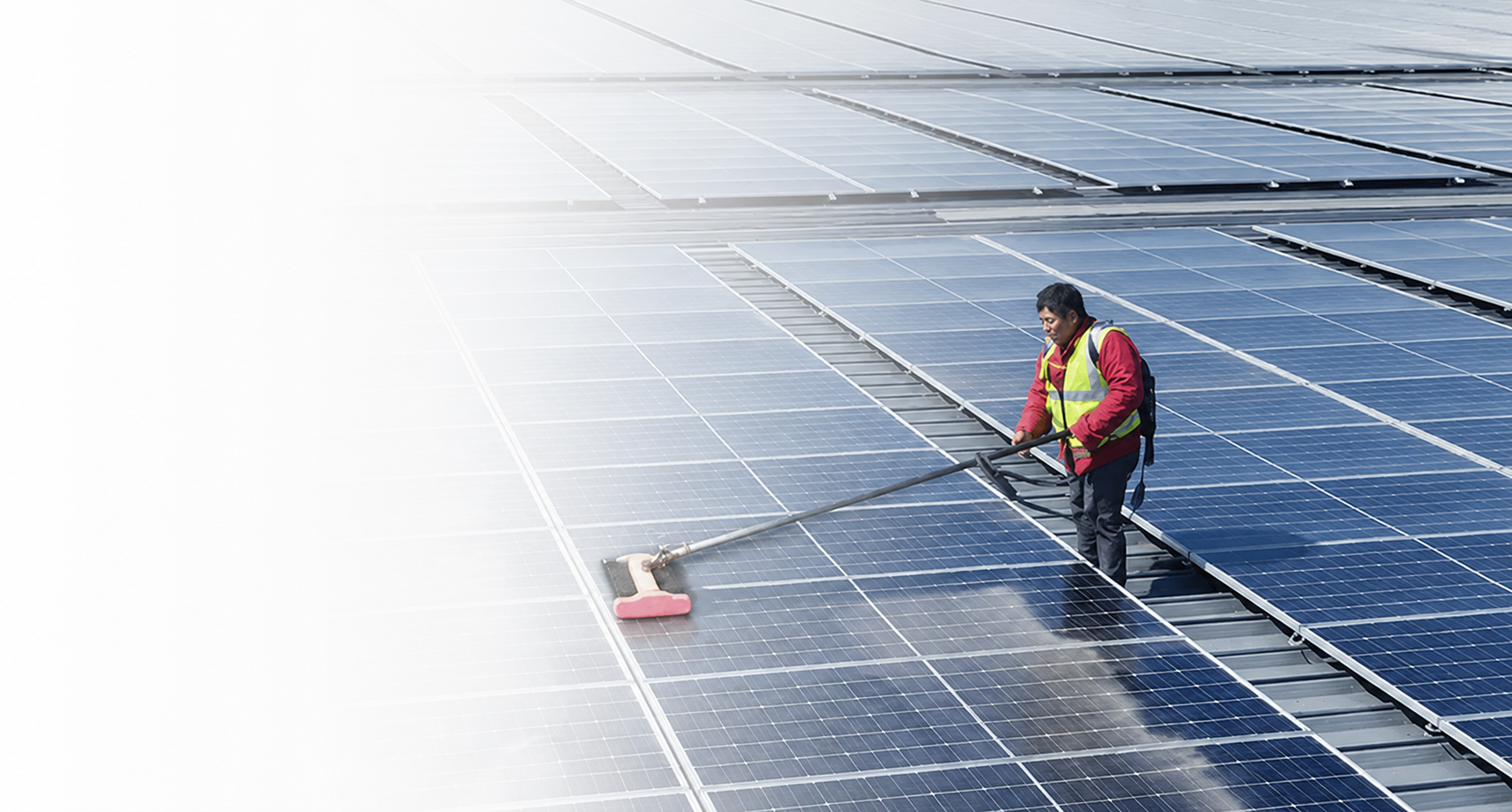 RHINOPOLE solar cleaning system banner