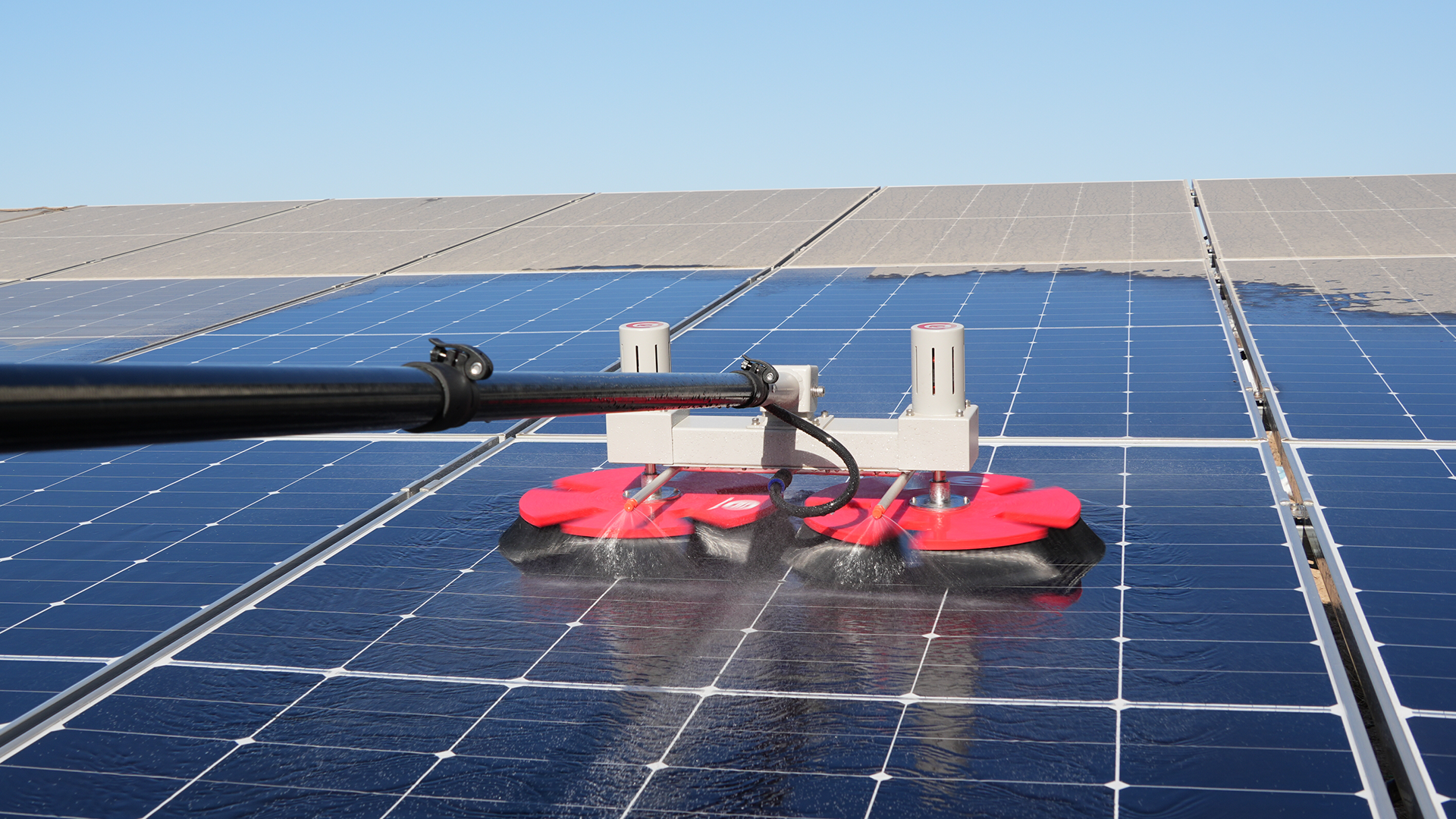 EH2 Pro solar panel cleaning solution setup